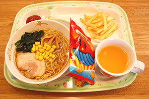 キッズプレート(ガチャコイン付き)